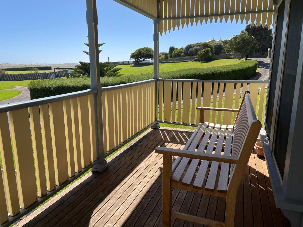 Sails - Elegant, Spacious Beach Villa Port Fairy Eksteriør bilde